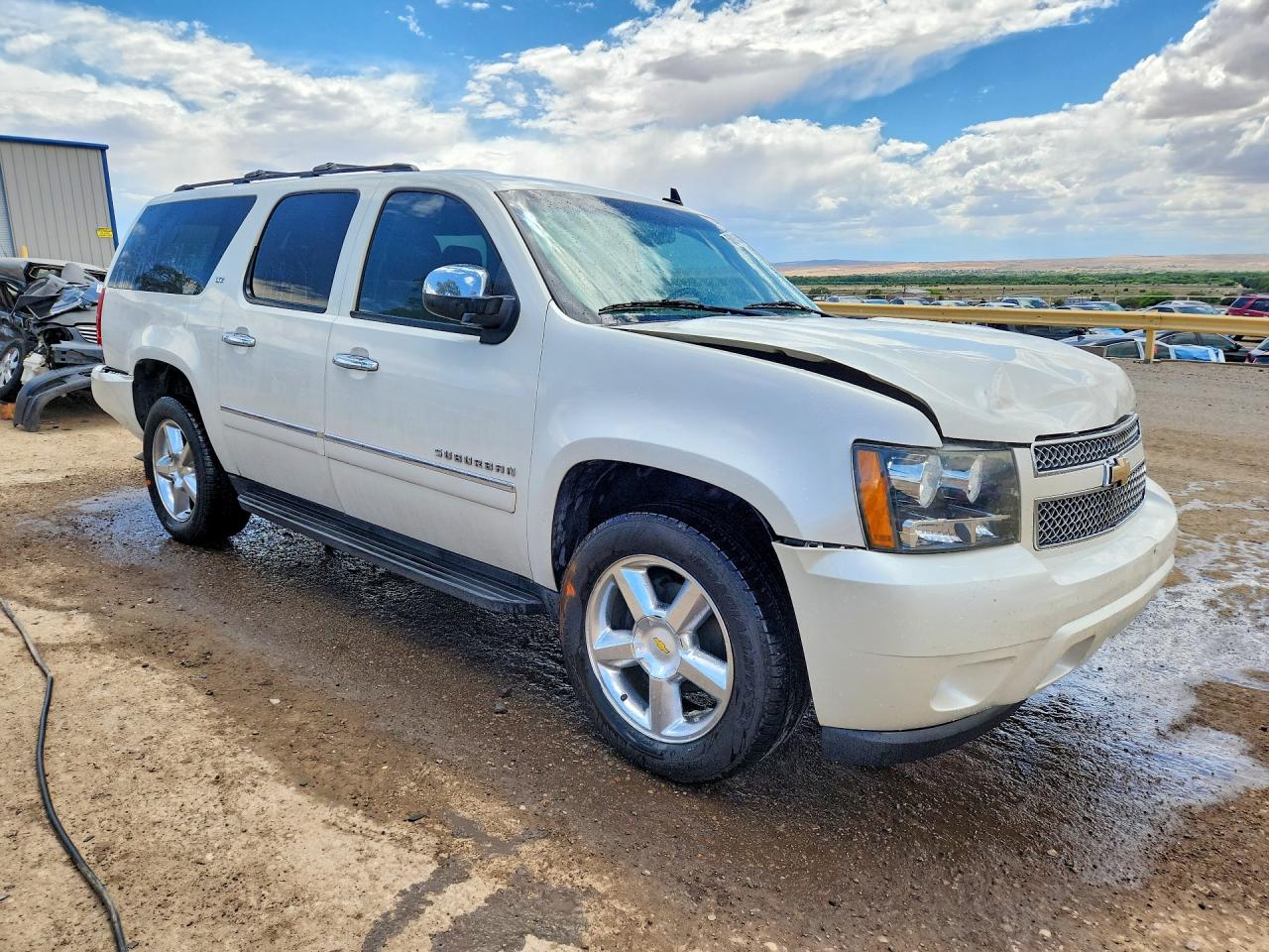 1GNSKKE34BR277564 · 2011 CHEVROLET SUBURBAN · 4/12