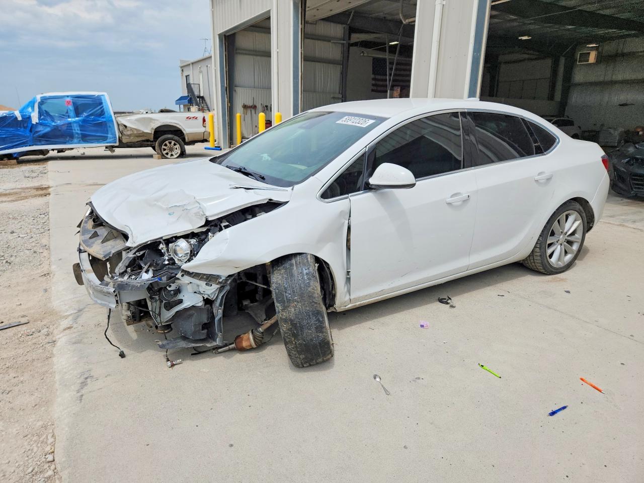 1G4PR5SK5F4181612 · 2015 BUICK VERANO