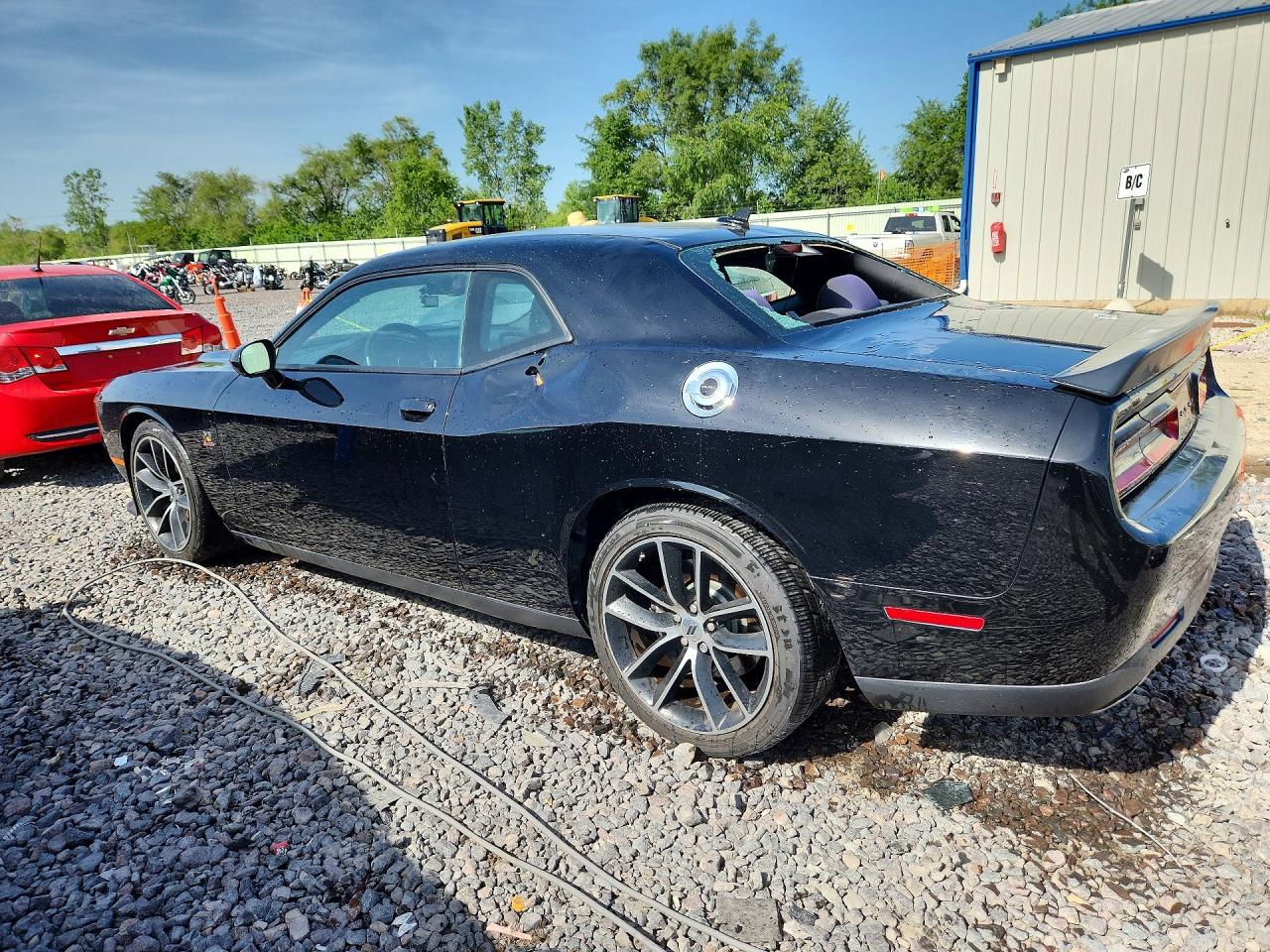 2C3CDZFJ7JH246180 · 2018 DODGE CHALLENGER · 2/12
