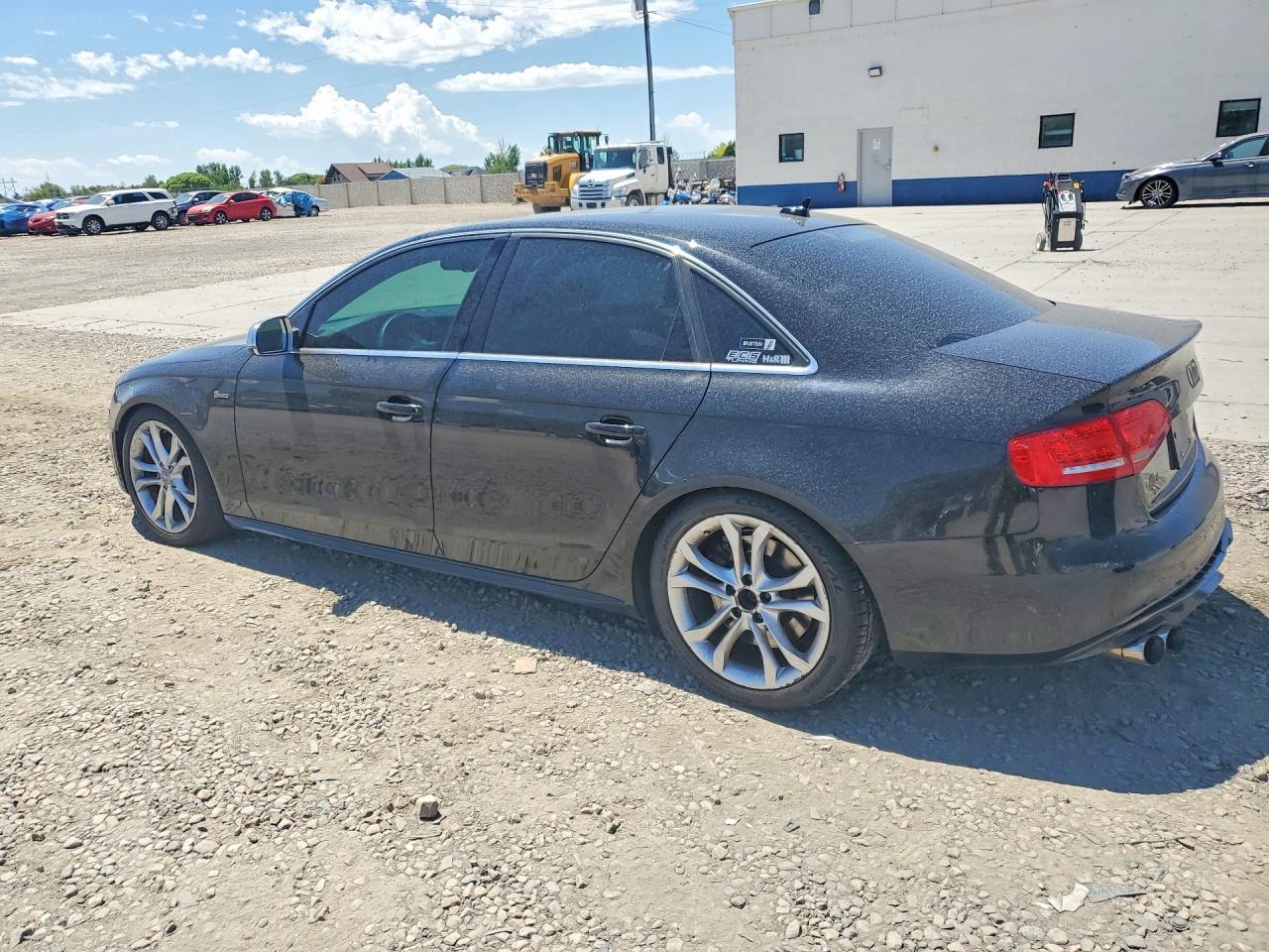 WAUBGAFL1BA054252 · 2011 AUDI S4 · 2/12