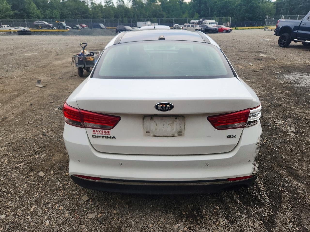 5XXGU4L30GG086208 · 2016 KIA OPTIMA · 6/12