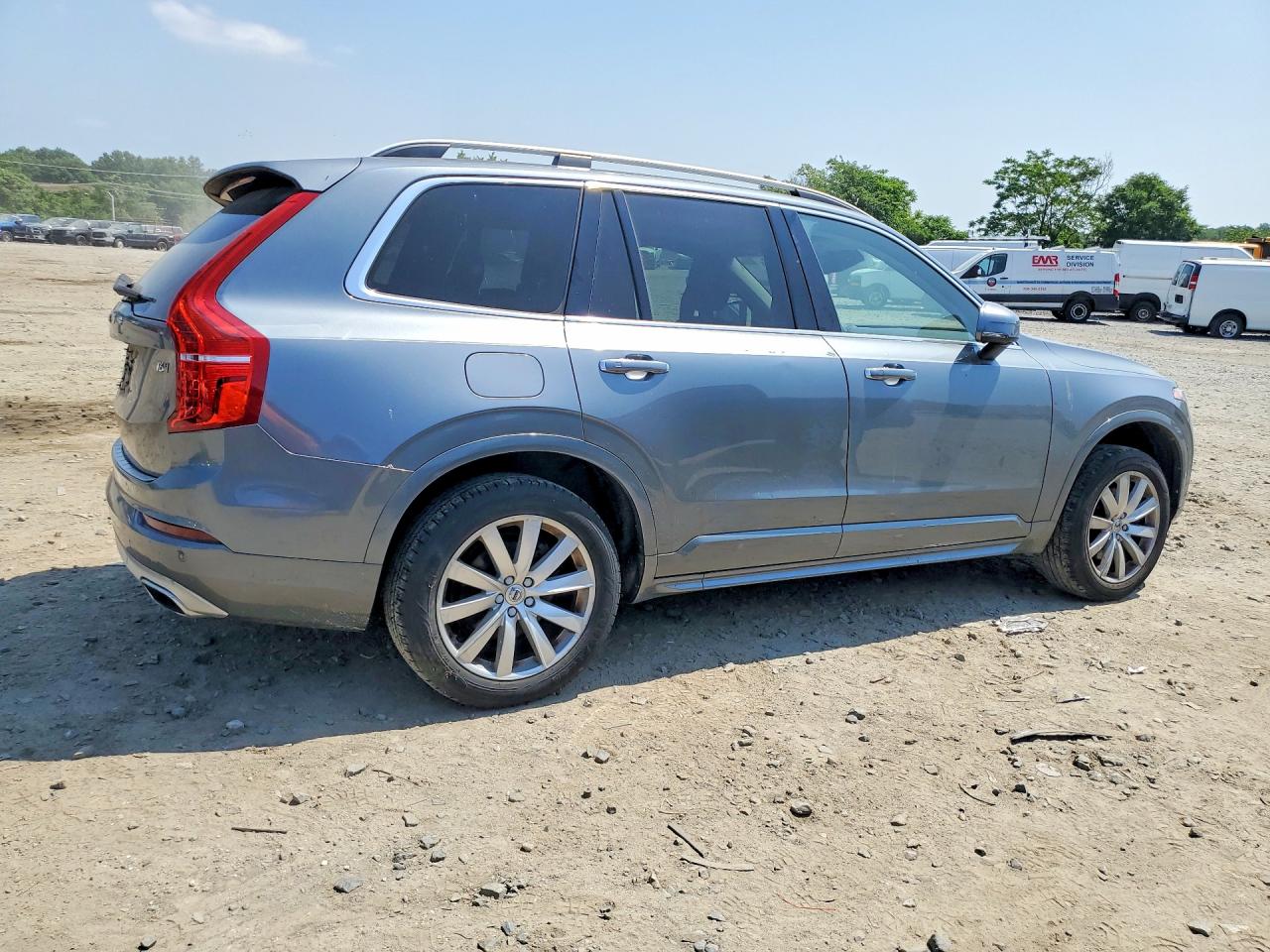 YV4A22PK2H1179646 · 2017 VOLVO XC90 · 3/12