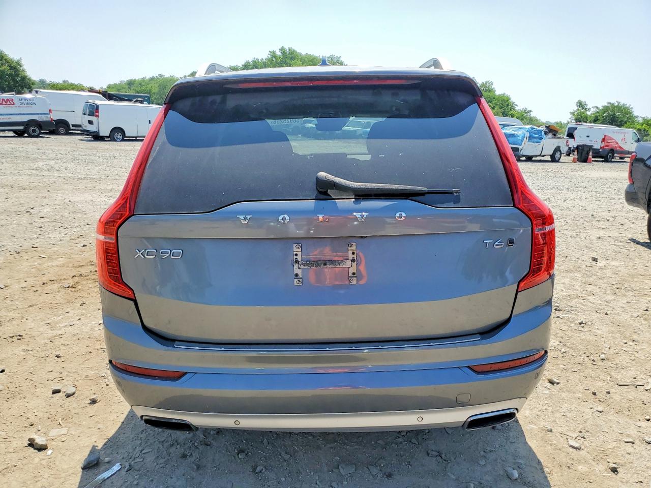 YV4A22PK2H1179646 · 2017 VOLVO XC90 · 5/12