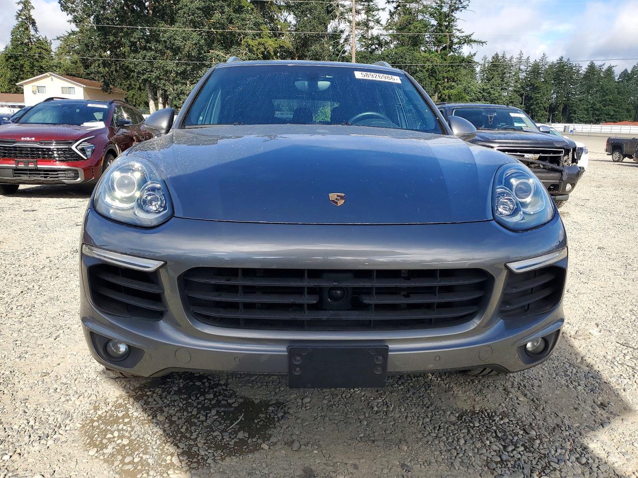 WP1AE2A21GLA17348 · 2016 PORSCHE CAYENNE · 5/13