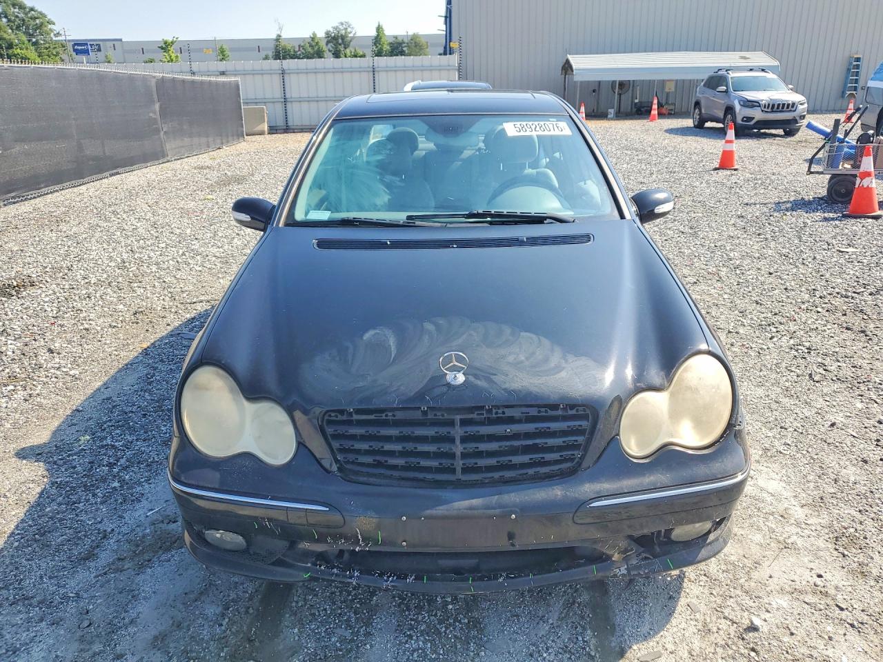WDBRF52H56F742145 · 2006 MERCEDES-BENZ C · 5/13