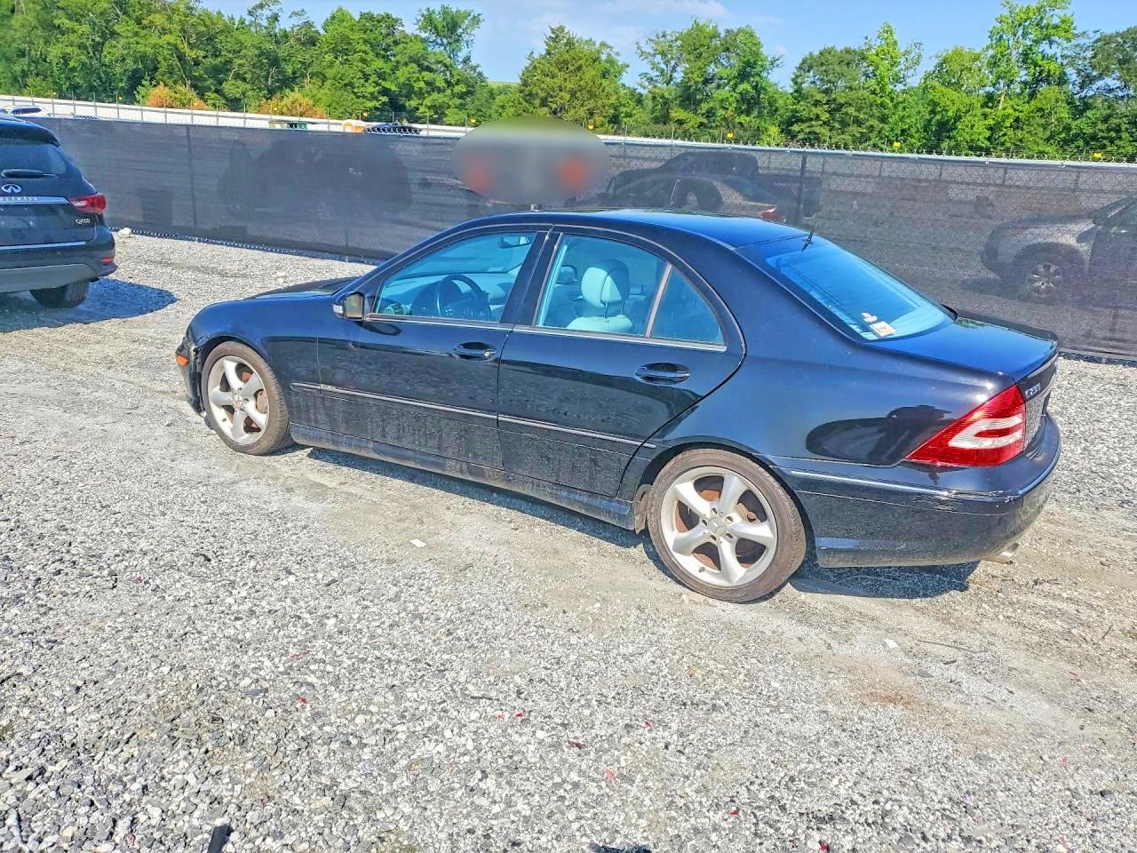 WDBRF52H56F742145 · 2006 MERCEDES-BENZ C · 2/13