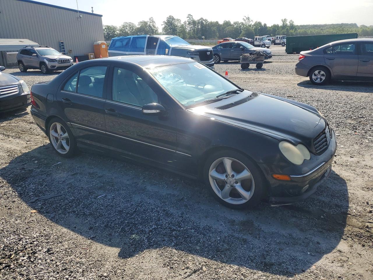 WDBRF52H56F742145 · 2006 MERCEDES-BENZ C · 4/13