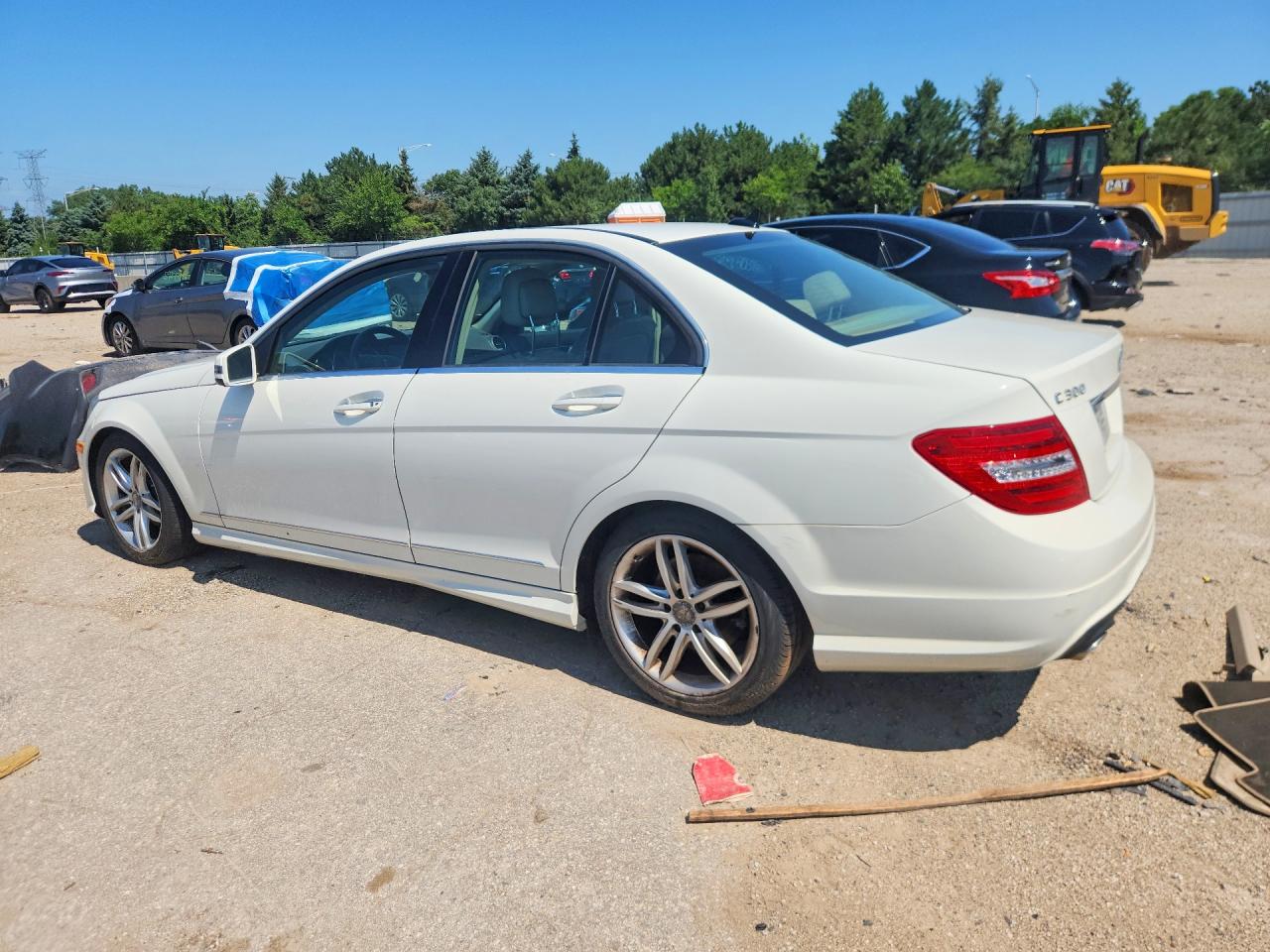 WDDGF8BB1CF917854 · 2012 MERCEDES-BENZ C · 2/12