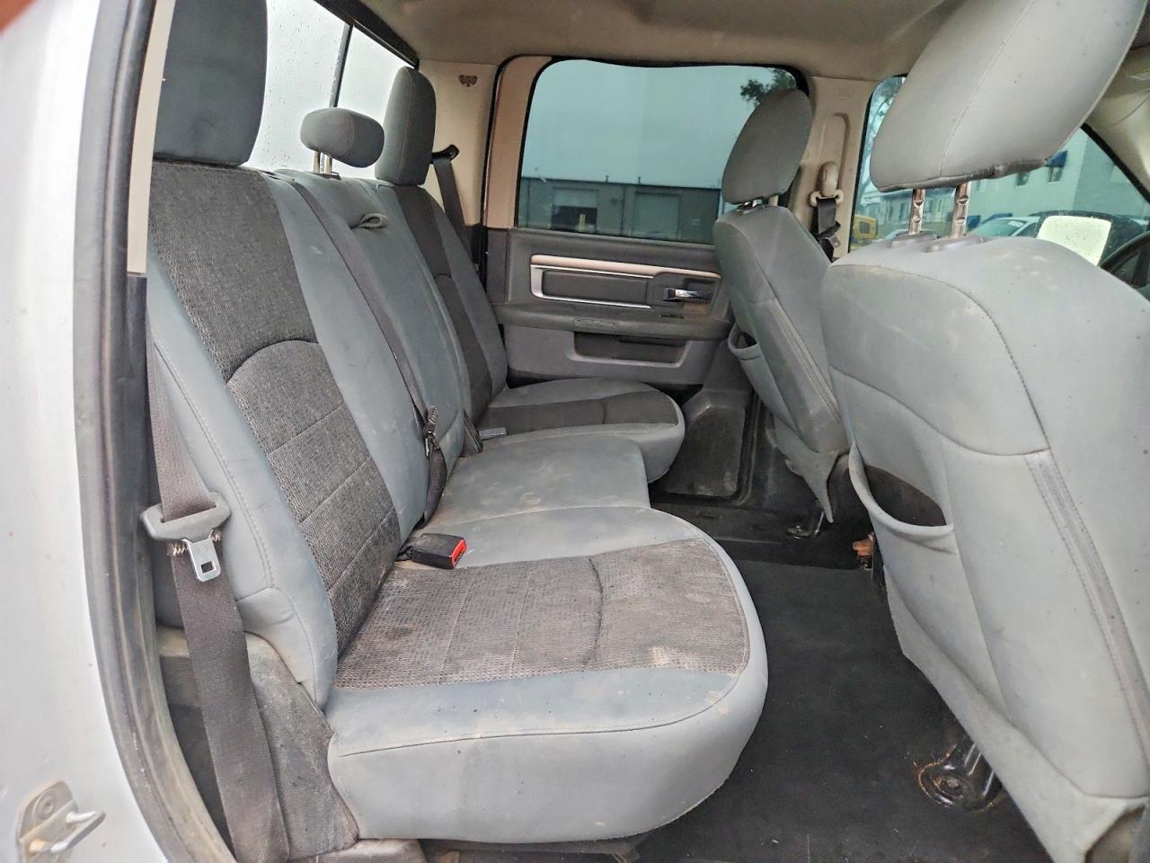 1C6RR7LT8DS683532 · 2013 RAM 1500 · 10/12