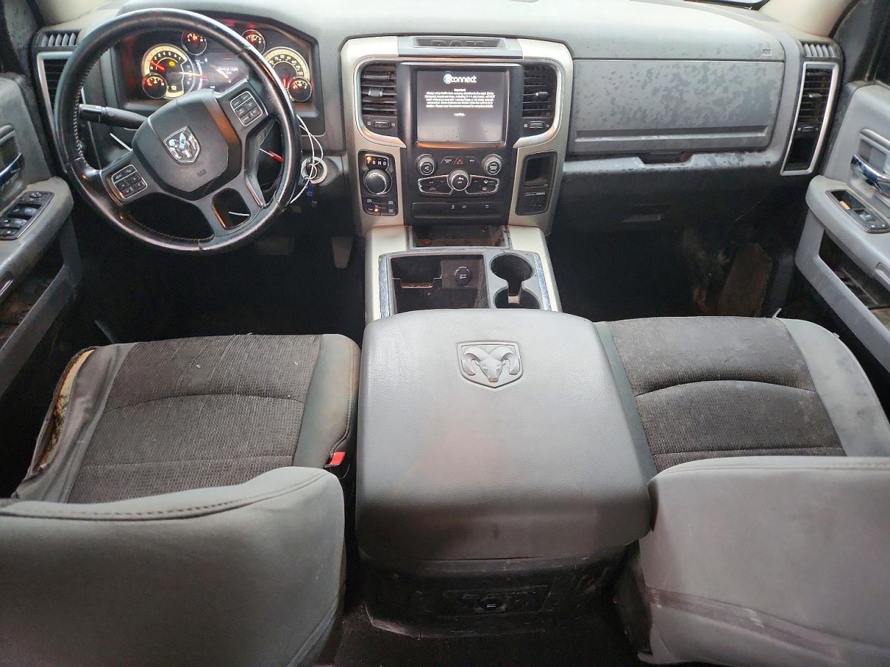 1C6RR7LT8DS683532 · 2013 RAM 1500 · 8/12