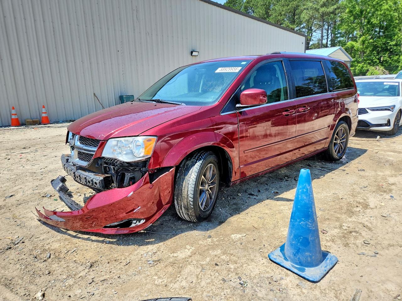 2C4RDGCG8HR724484 · 2017 DODGE GRAND CARAVAN