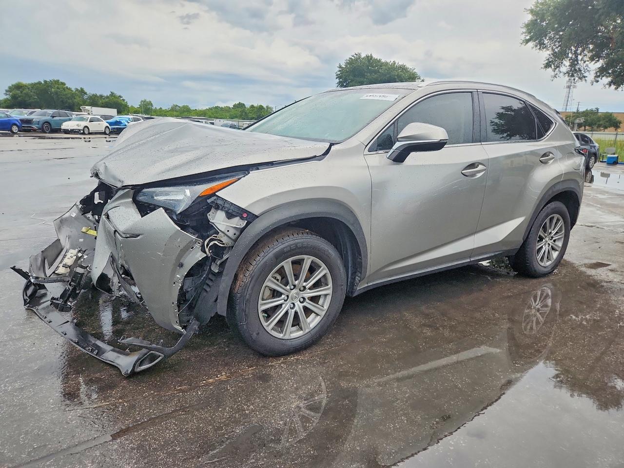 JTJYARBZ3H2072307 · 2017 LEXUS NX 200T