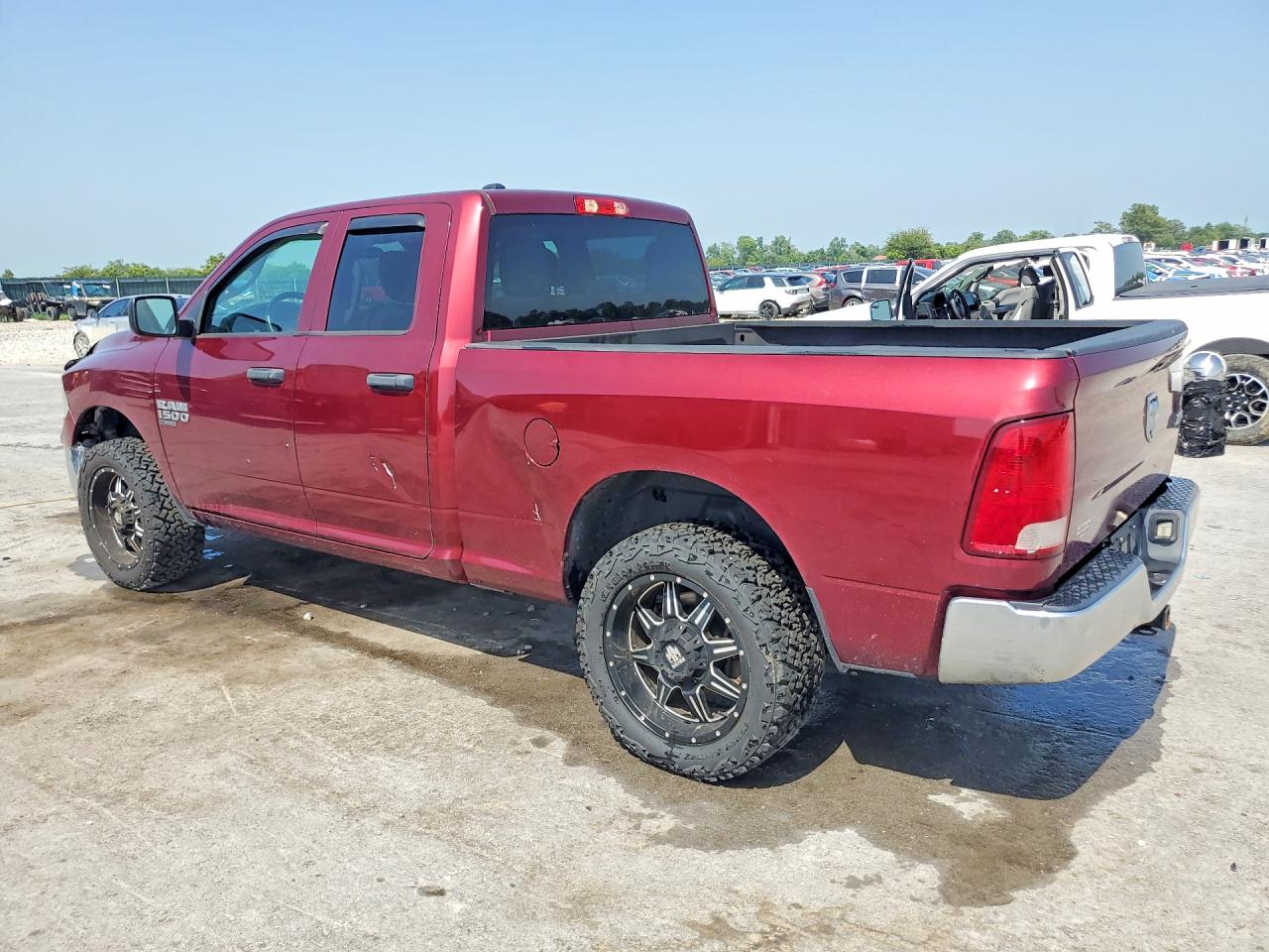 1C6RR7FG7KS535402 · 2019 RAM 1500 CLASSIC · 2/13