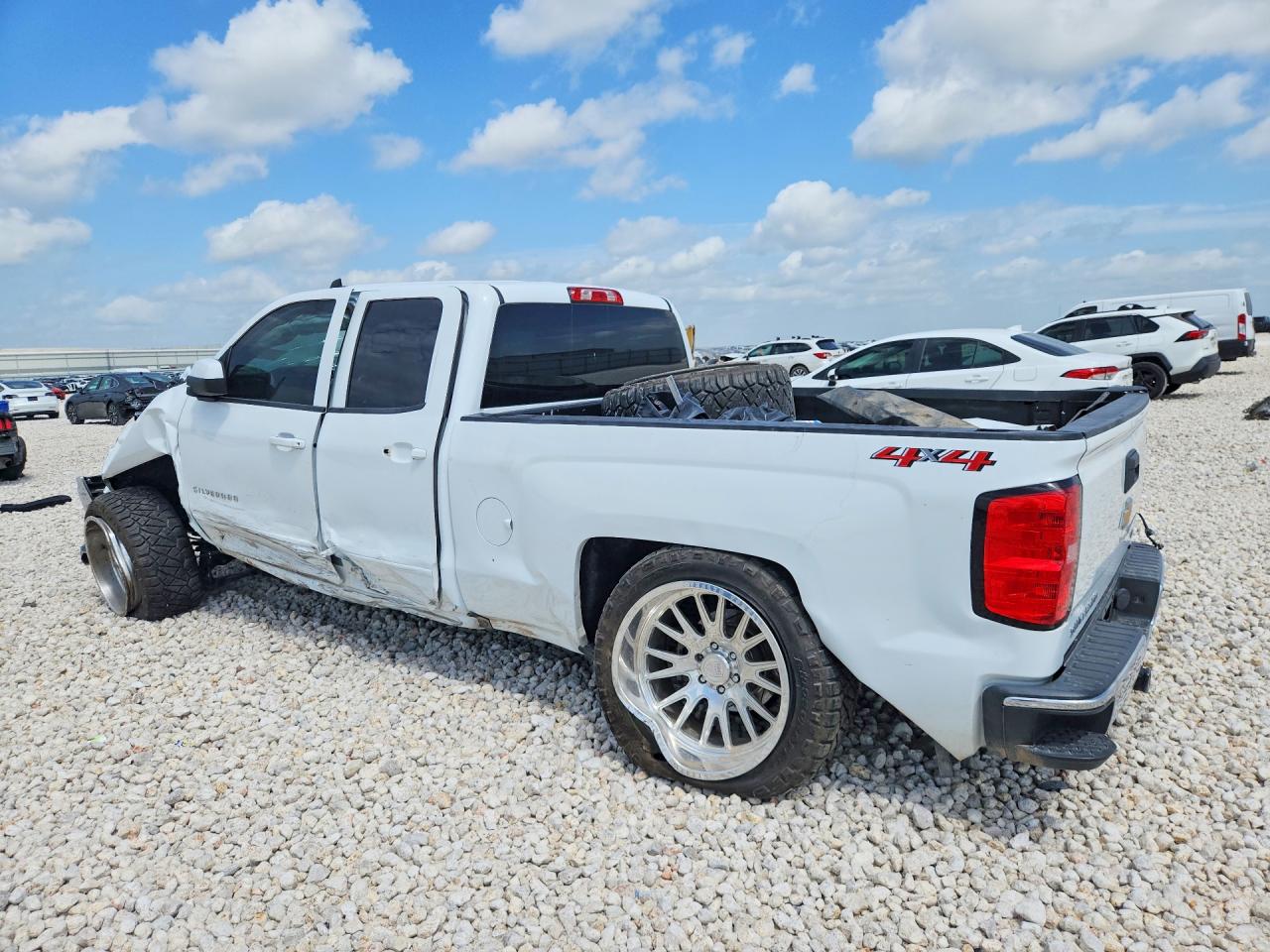 2GCVKPEC1K1127648 · 2019 CHEVROLET SILVERADO LD · 2/12