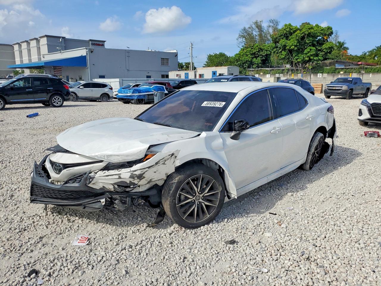 4T1G11AKXNU066598 · 2022 TOYOTA CAMRY