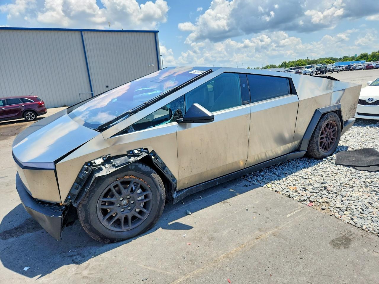 7G2CEHED8SA080865 · 2025 TESLA CYBERTRUCK