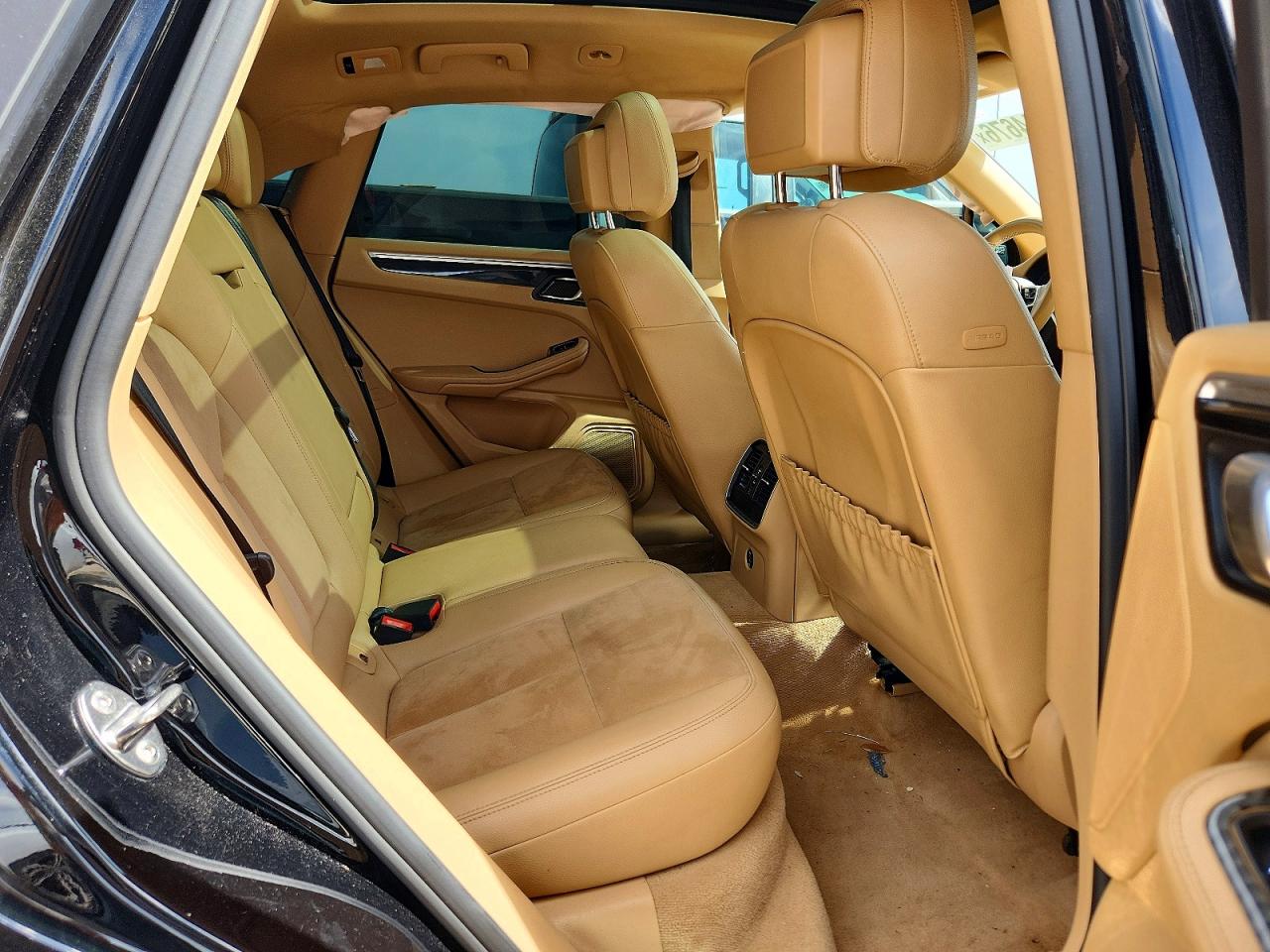 WP1AA2A56HLB81993 · 2017 PORSCHE MACAN · 11/13