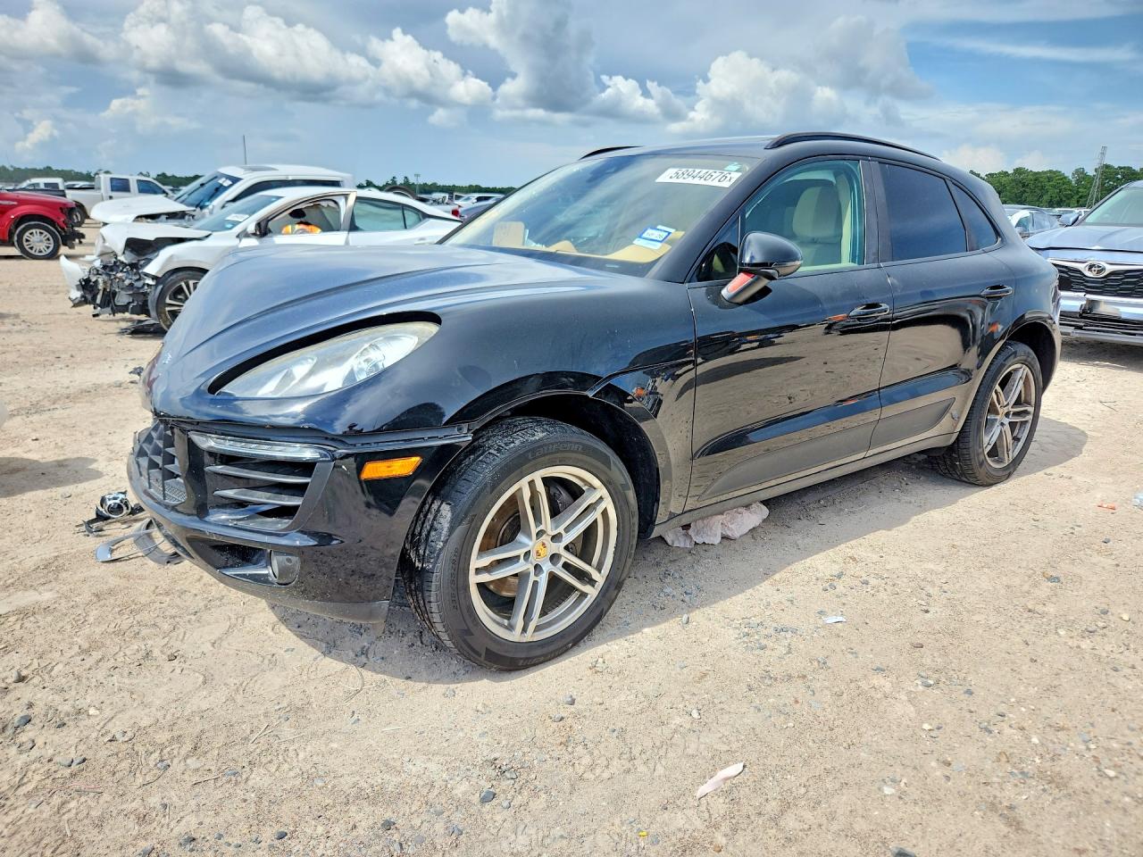 2017 PORSCHE MACAN