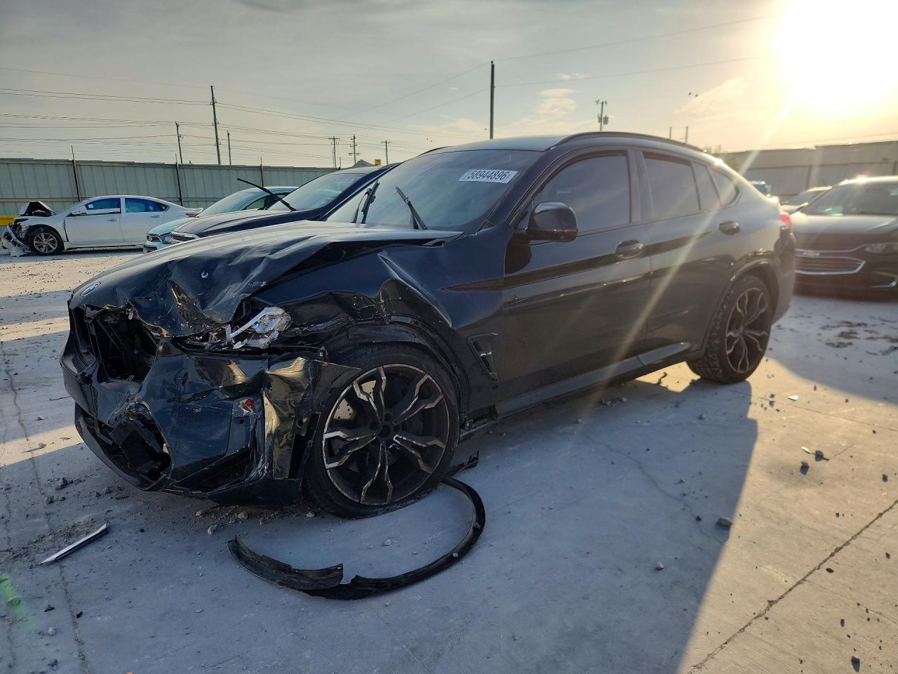 5YM23EC0XN9J03333 · 2022 BMW X4