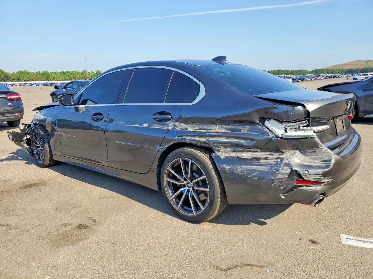 WBA5R7C56KAJ80509 · 2019 BMW 330XI · 2/11