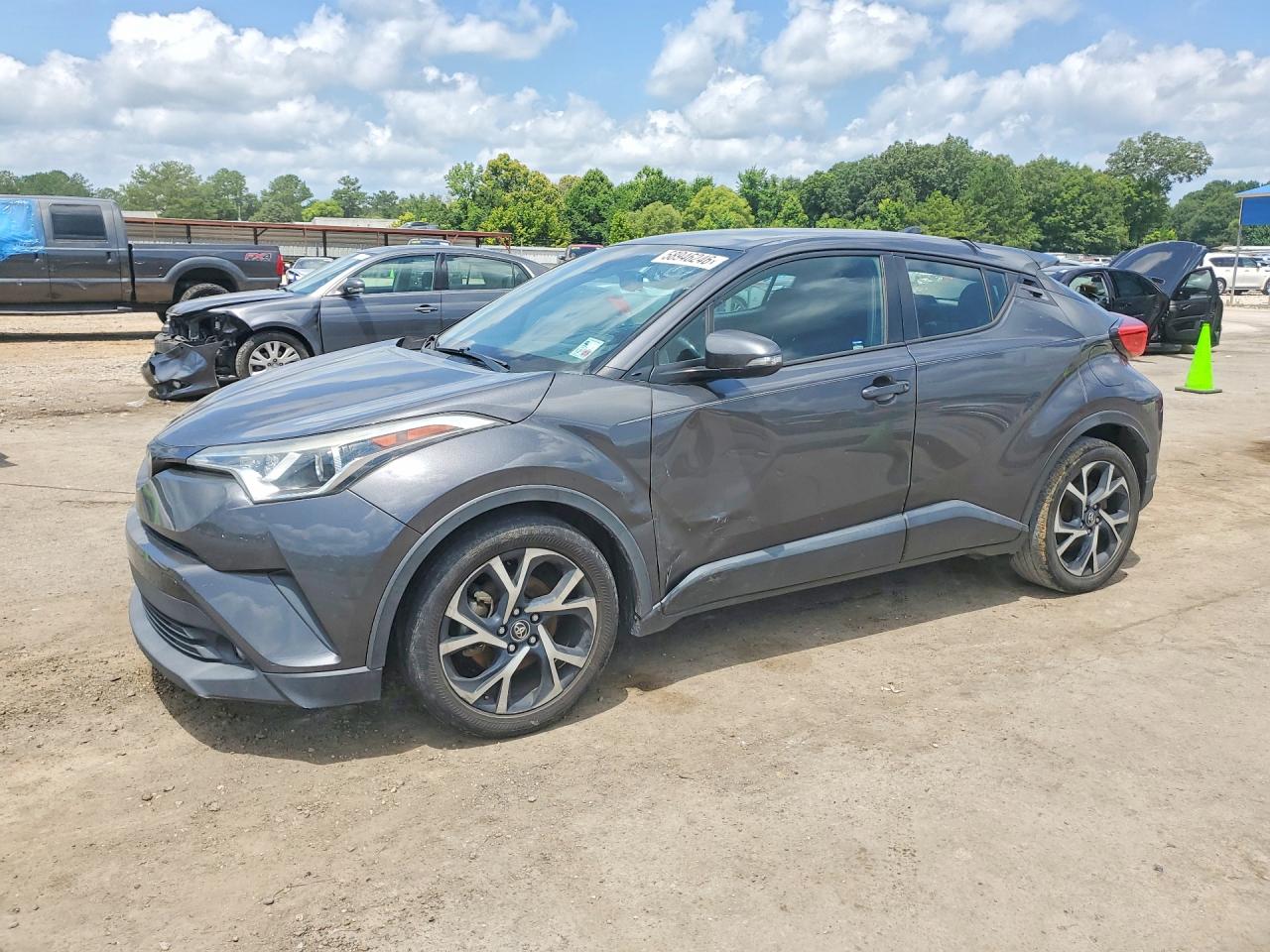 NMTKHMBX7JR016888 · 2018 TOYOTA C-HR