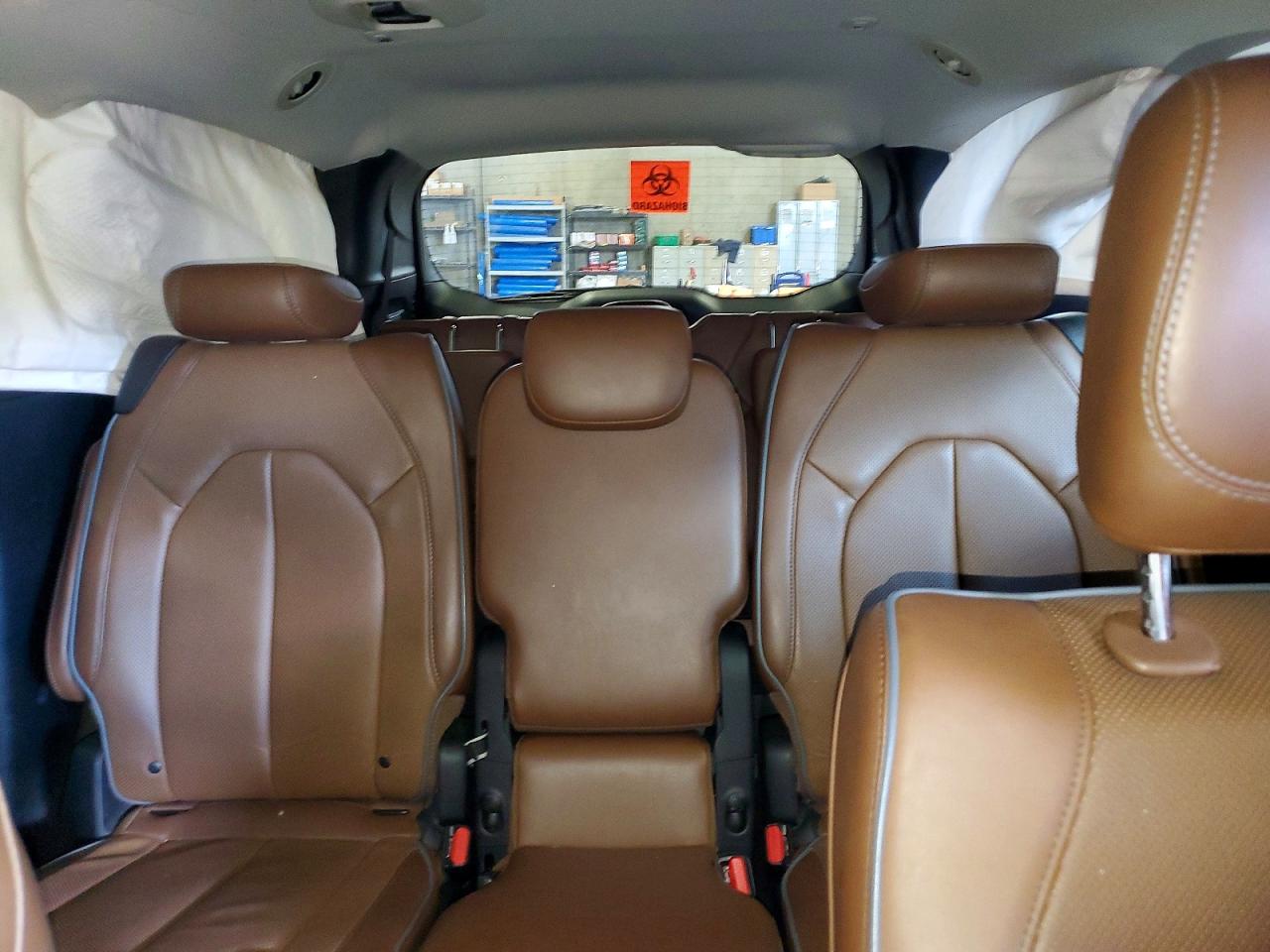 2C4RC1GG7JR163436 · 2018 CHRYSLER PACIFICA · 10/13