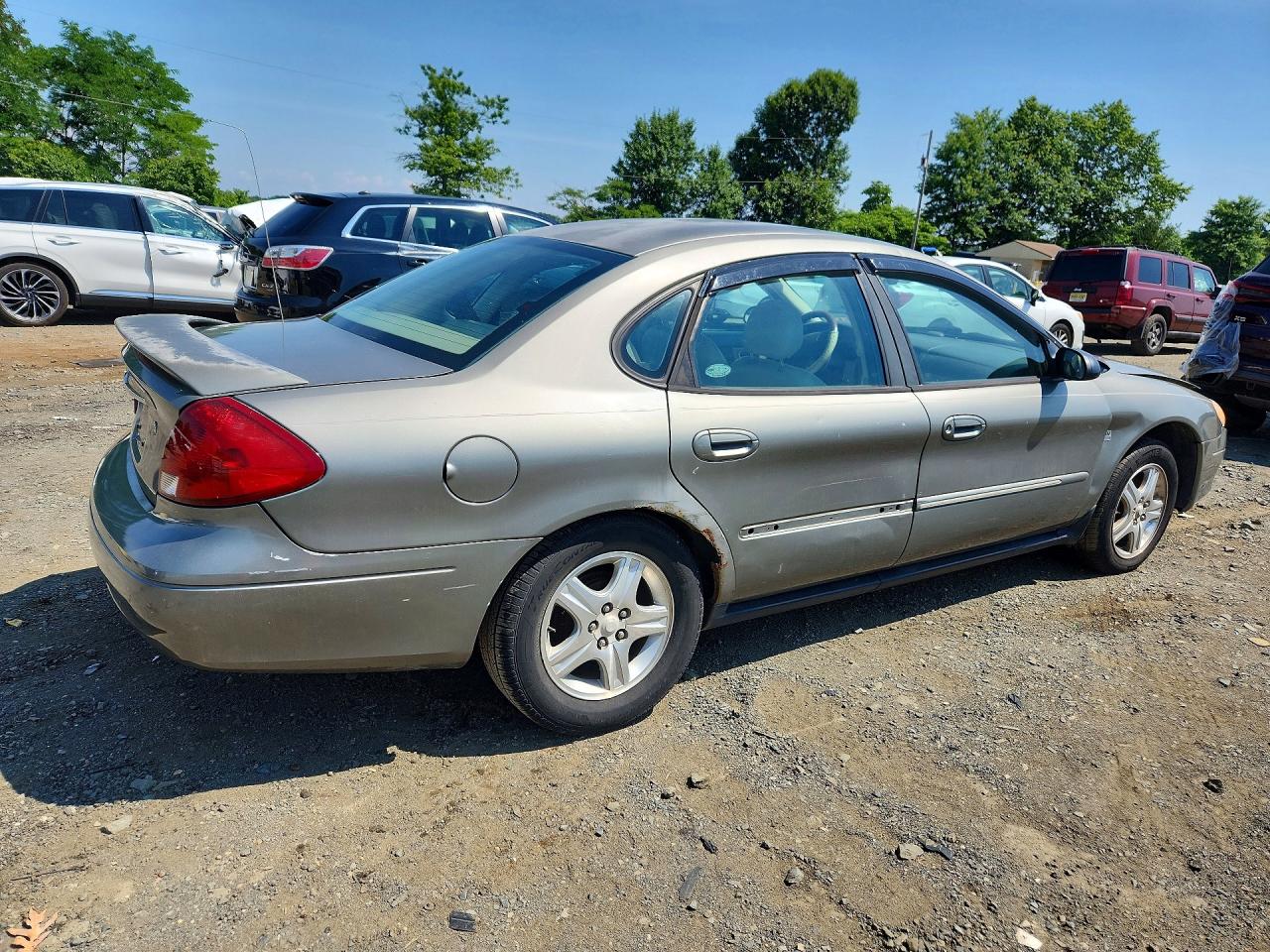 1FAHP56S02A202358 · 2002 FORD TAURUS · 3/12