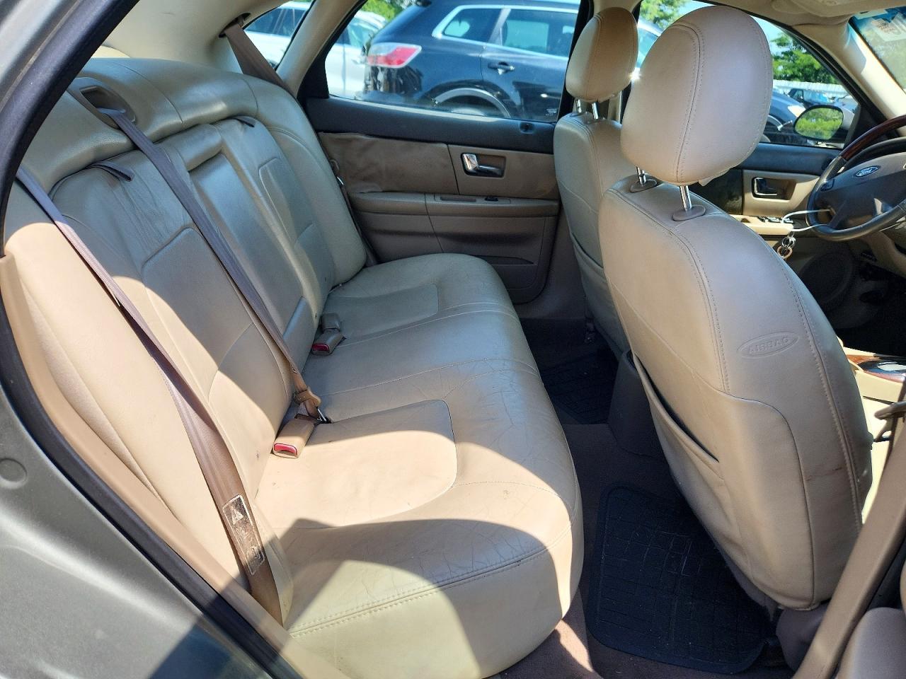 1FAHP56S02A202358 · 2002 FORD TAURUS · 10/12