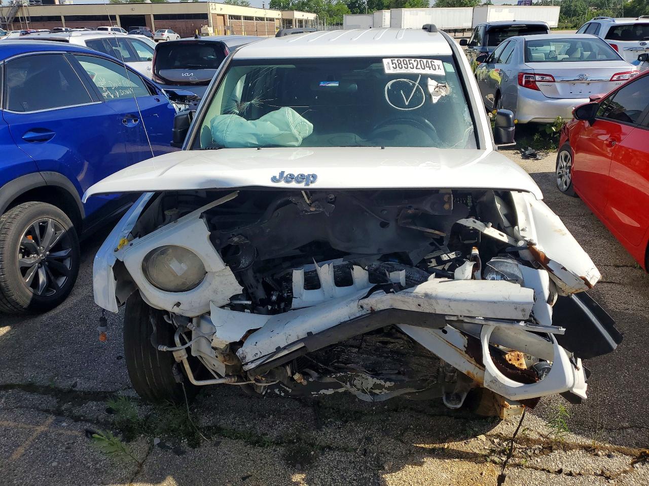 1C4NJPFB7ED722215 · 2014 JEEP PATRIOT · 5/13