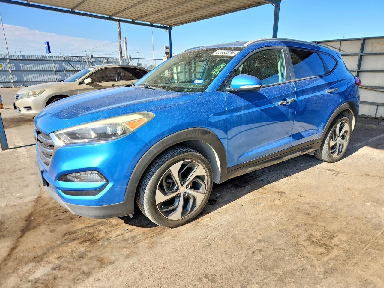 KM8J3CA20GU218967 · 2016 HYUNDAI TUCSON