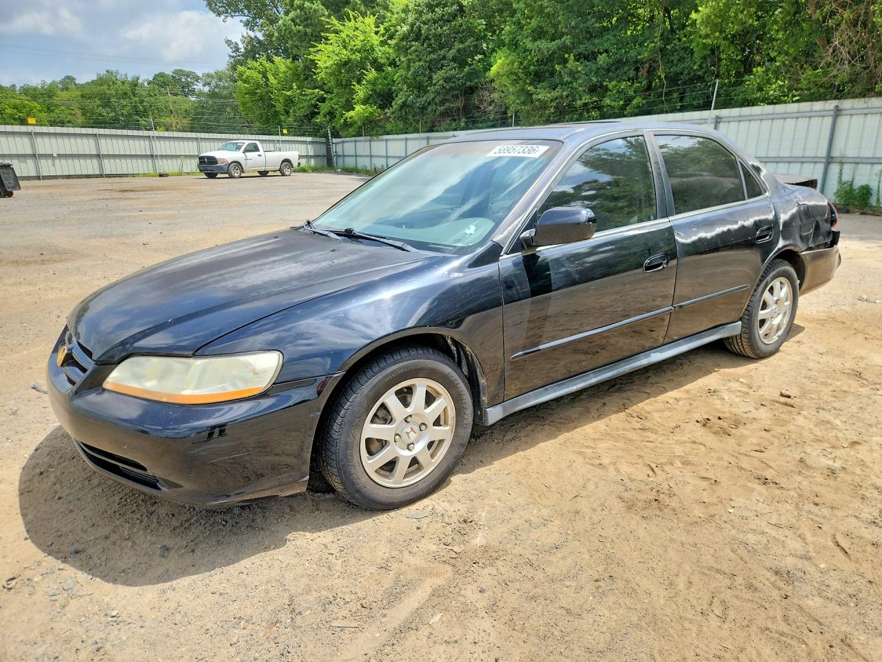 1HGCG56732A122568 · 2002 HONDA ACCORD