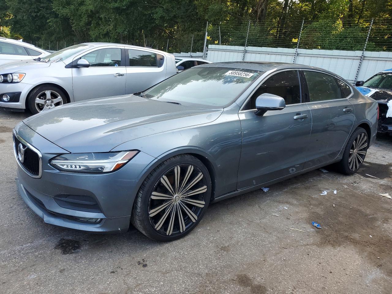 LVY982AK2JP039962 · 2018 VOLVO S90