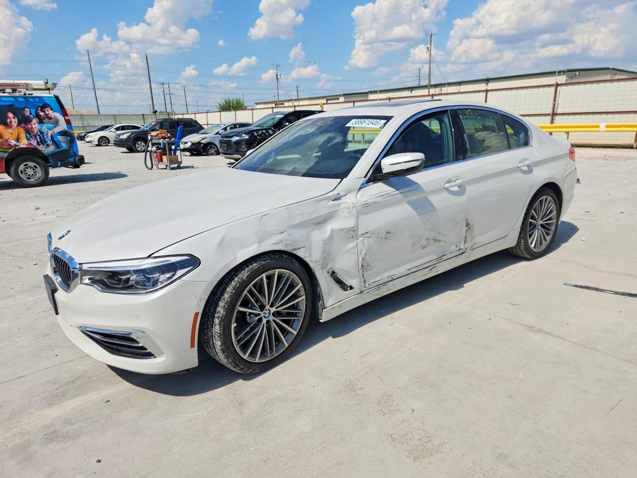 WBAJE5C5XKWE66142 · 2019 BMW 540