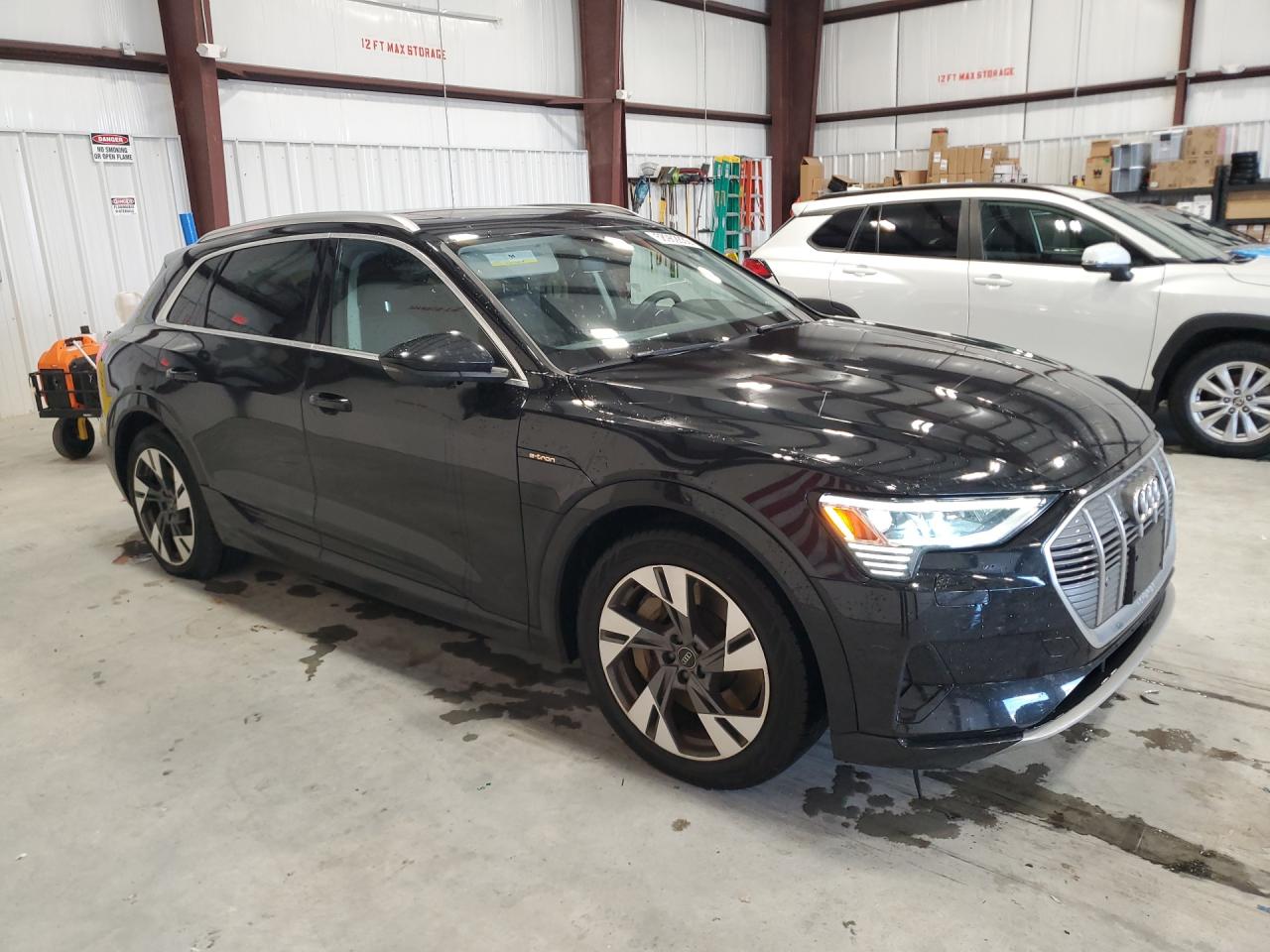 WA1AAAGE9MB027467 · 2021 AUDI E-TRON · 4/13