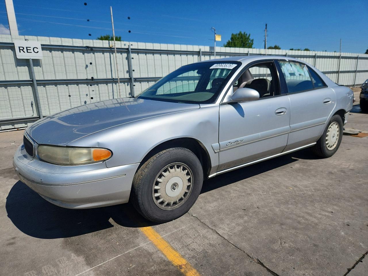 2G4WS52J3Y1347552 · 2000 BUICK CENTURY