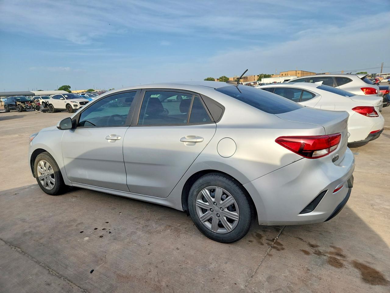 3KPA24AD3NE445452 · 2022 KIA RIO · 2/12