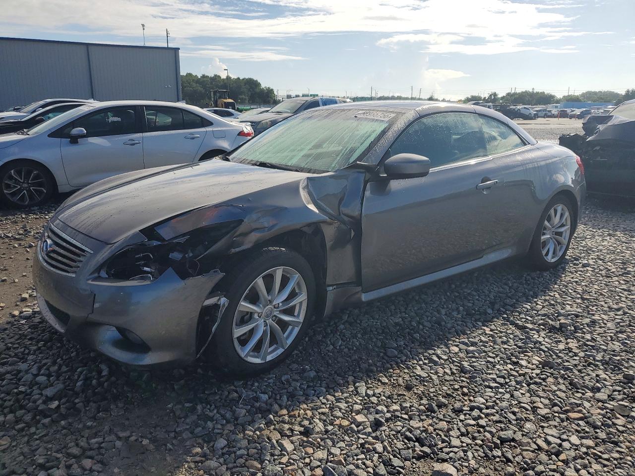 JN1CV6FE2EM901278 · 2014 INFINITI Q60