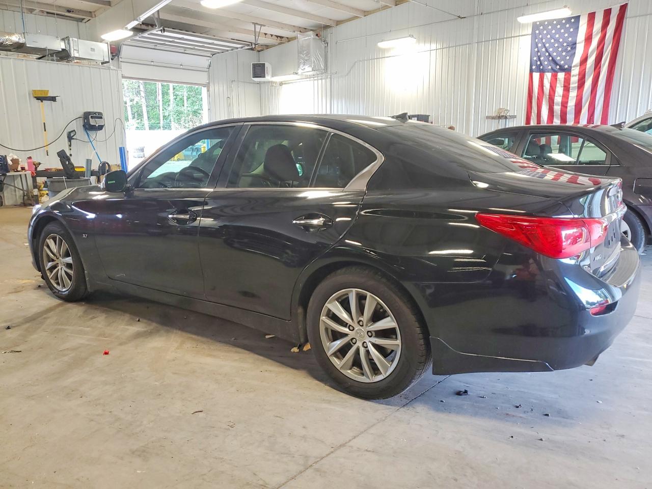 JN1BV7ARXFM415198 · 2015 INFINITI Q50 · 2/12