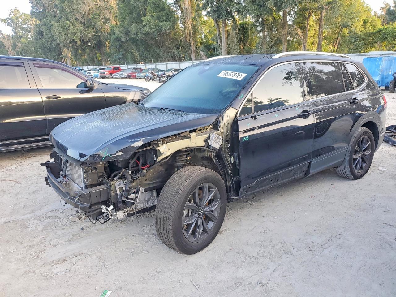 3VV3B7AX2PM028886 · 2023 VOLKSWAGEN TIGUAN