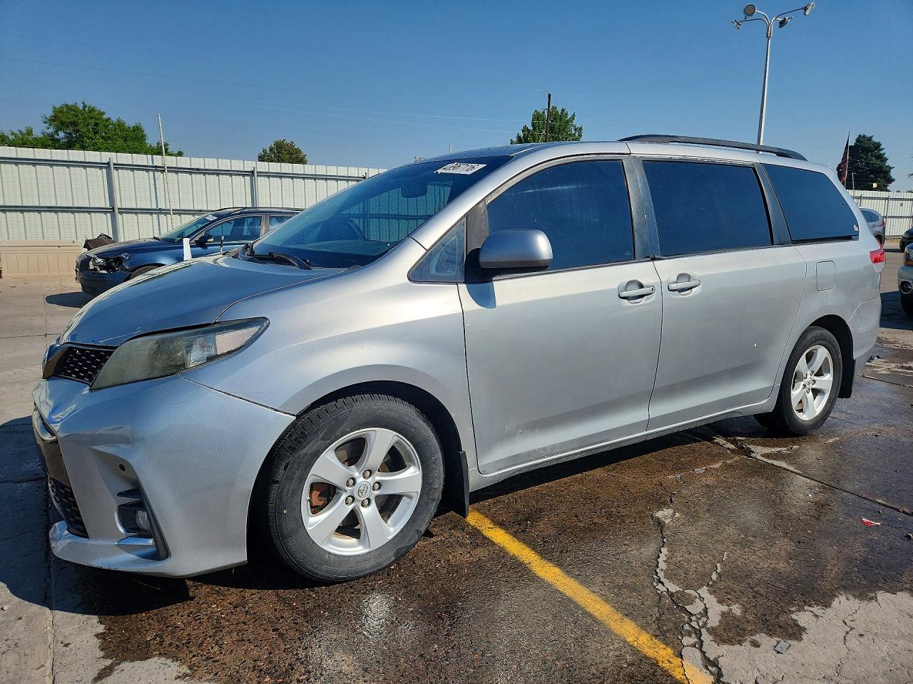 5TDKK3DC4DS370394 · 2013 TOYOTA SIENNA