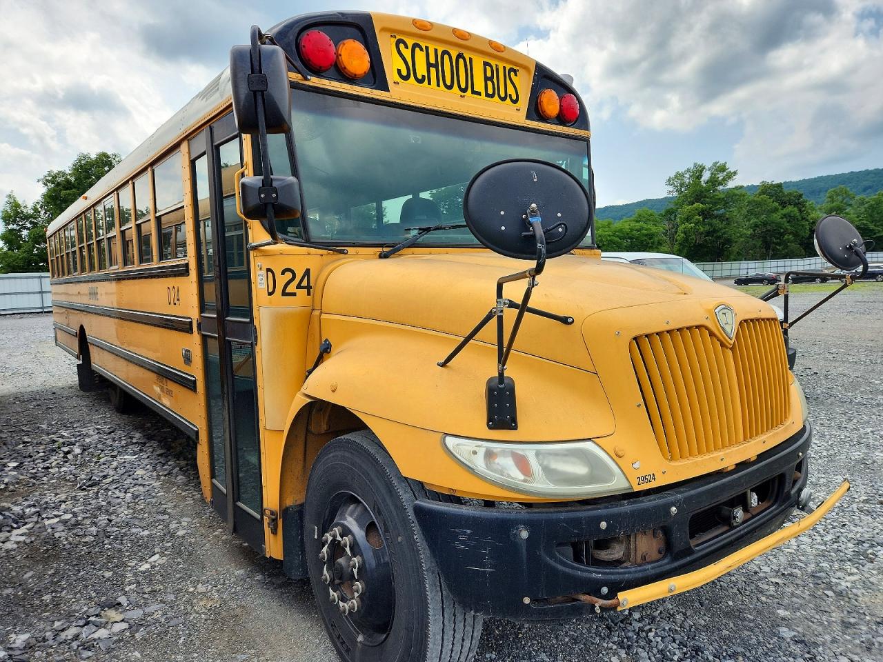 4DRBUSKN7DB308029 · 2013 IC CORPORATION SCHOOL BUS