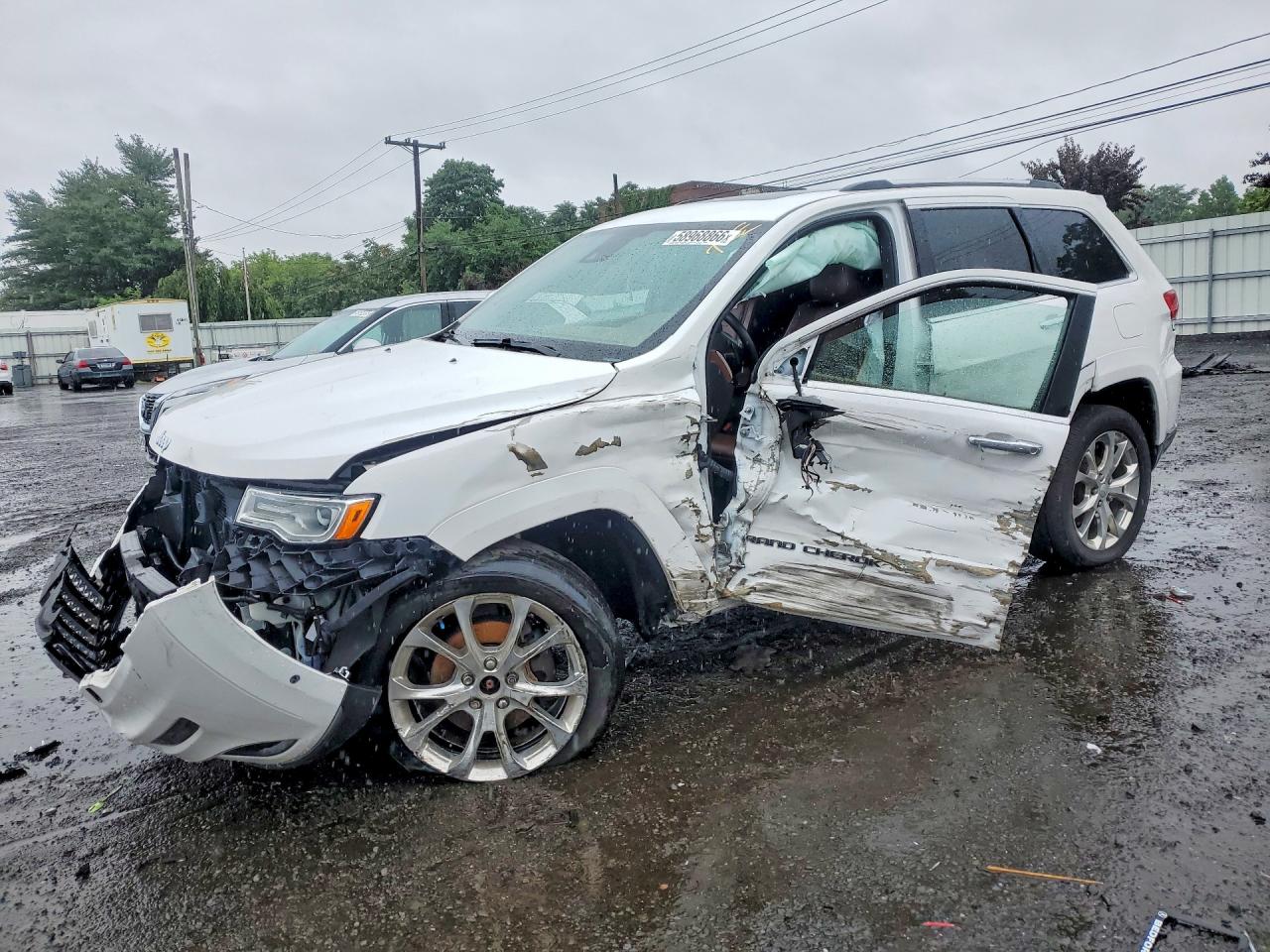 1C4RJFJG0KC592133 · 2019 JEEP GRAND CHEROKEE