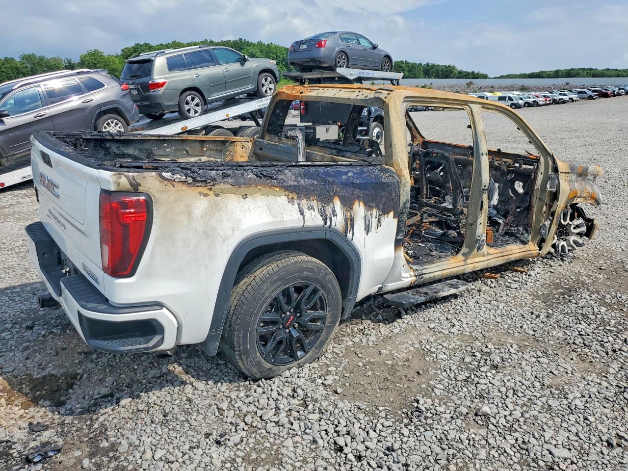 1GTP9CEKXMZ238553 · 2021 GMC SIERRA · 3/11