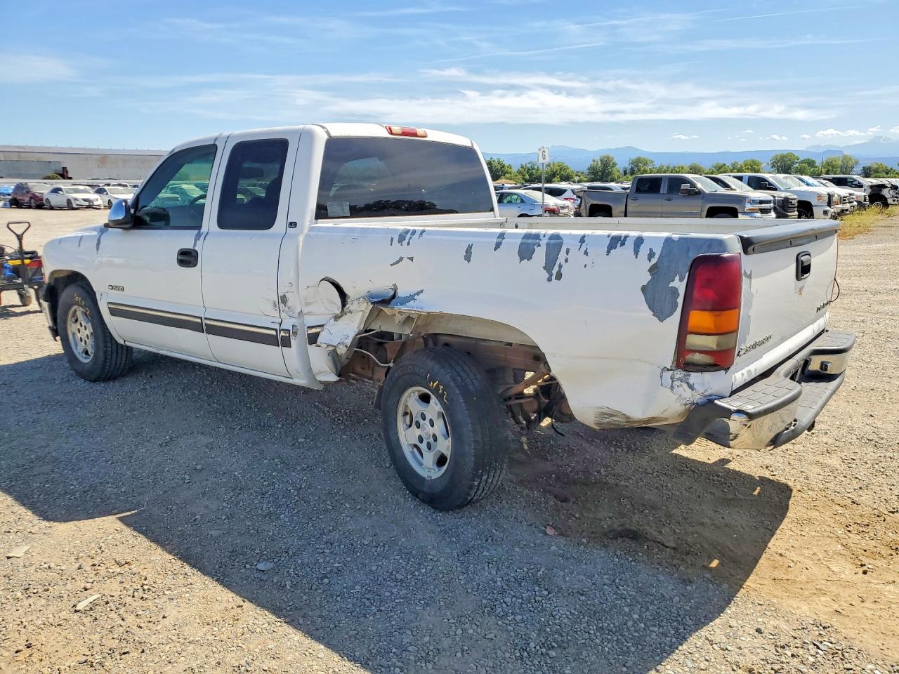 2GCEC19TX11114903 · 2001 CHEVROLET SILVERADO · 2/12