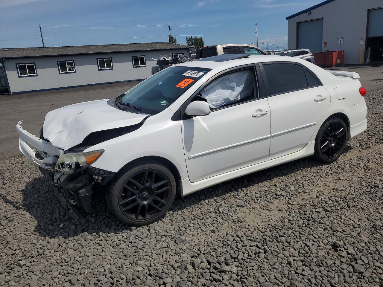 2T1BU4EE6DC118560 · 2013 TOYOTA COROLLA