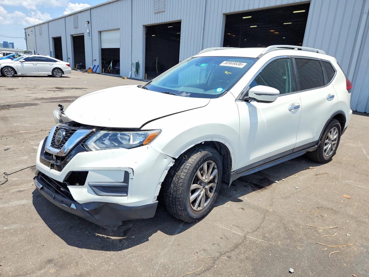5N1AT2MT9KC745533 · 2019 NISSAN ROGUE