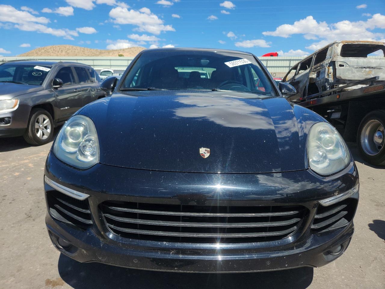WP1AB2A26GLA95648 · 2016 PORSCHE CAYENNE · 5/12