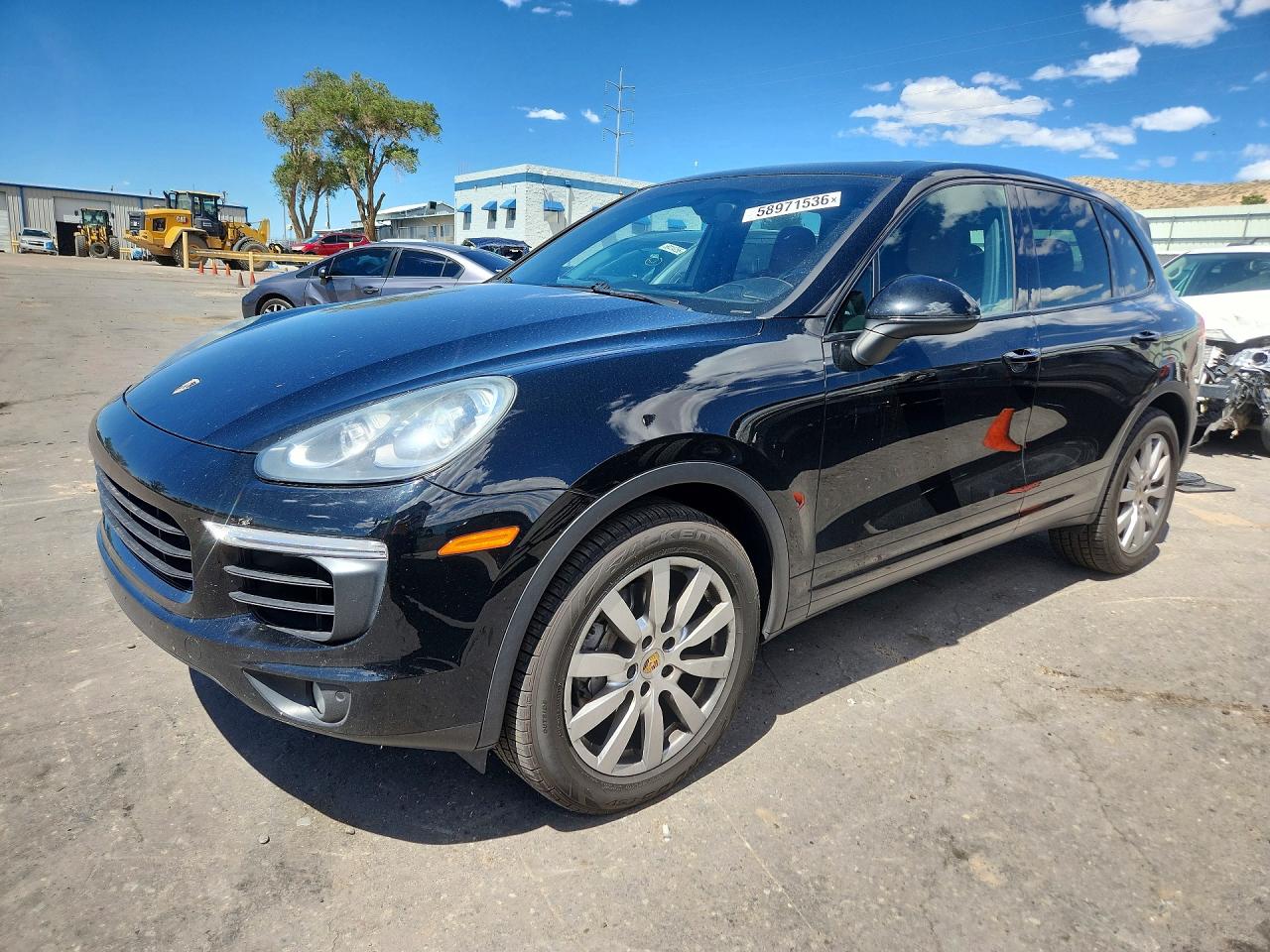2016 PORSCHE CAYENNE