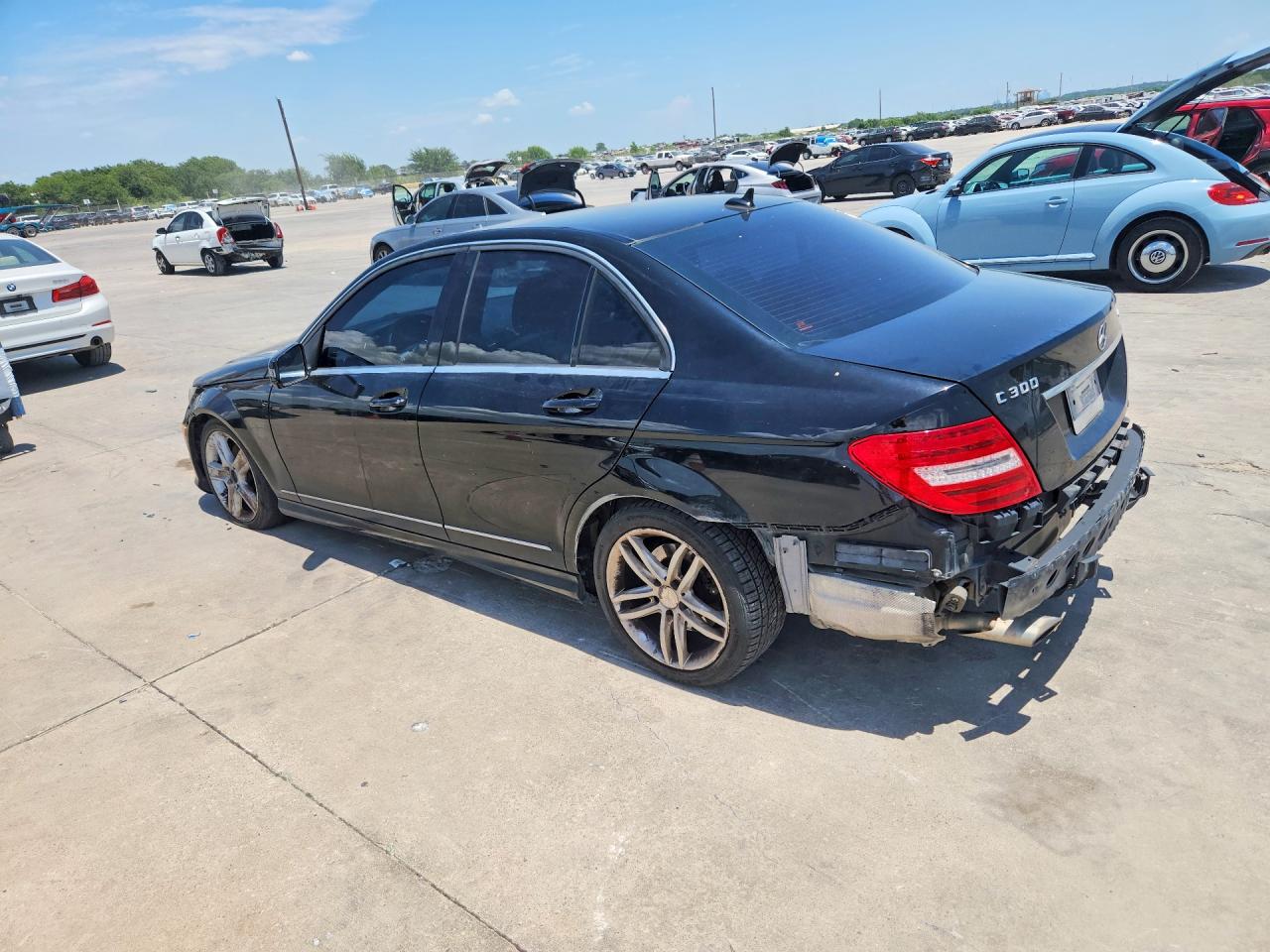 WDDGF8AB7DG131554 · 2013 MERCEDES-BENZ C · 2/13