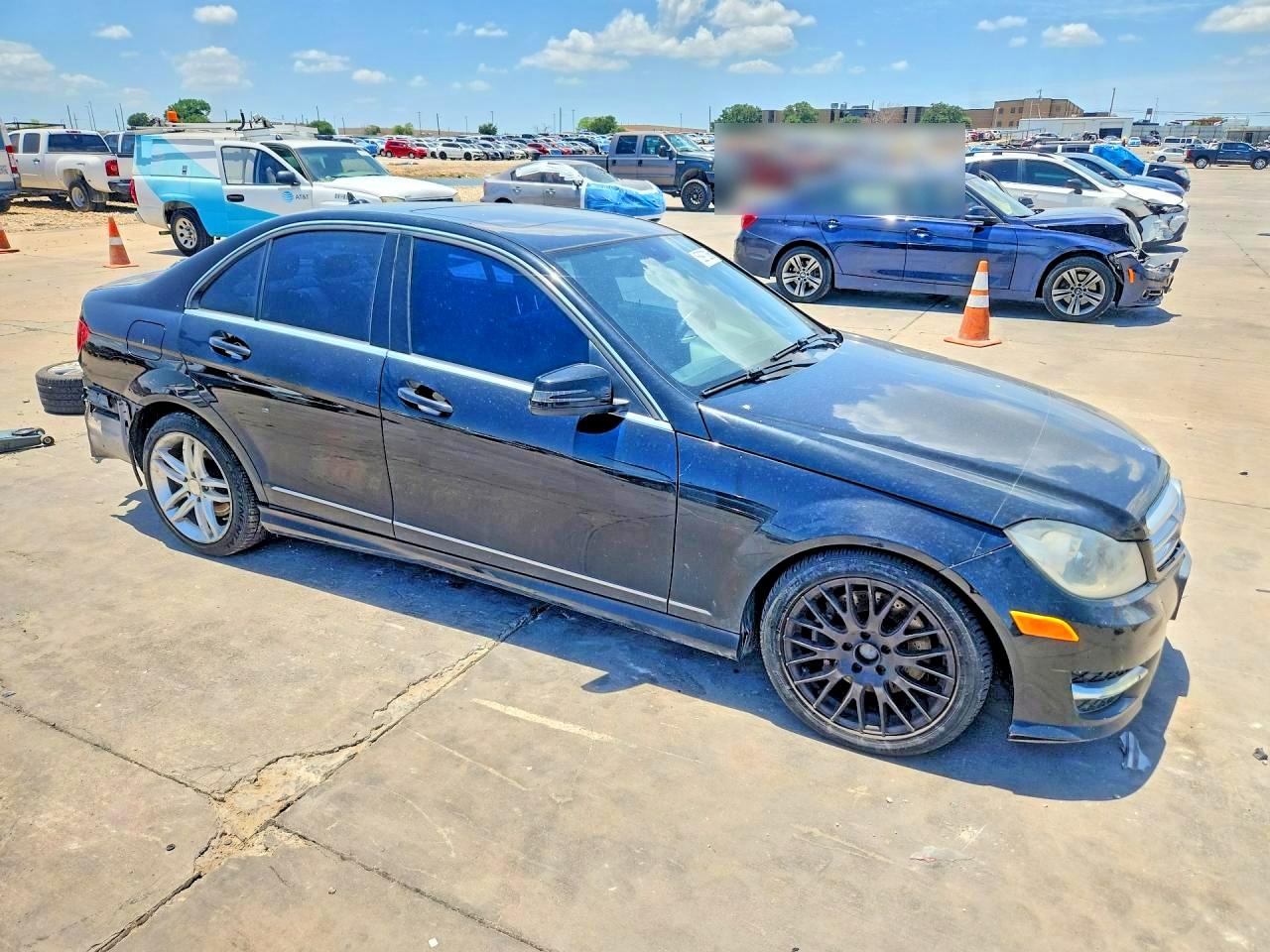 WDDGF8AB7DG131554 · 2013 MERCEDES-BENZ C · 4/13